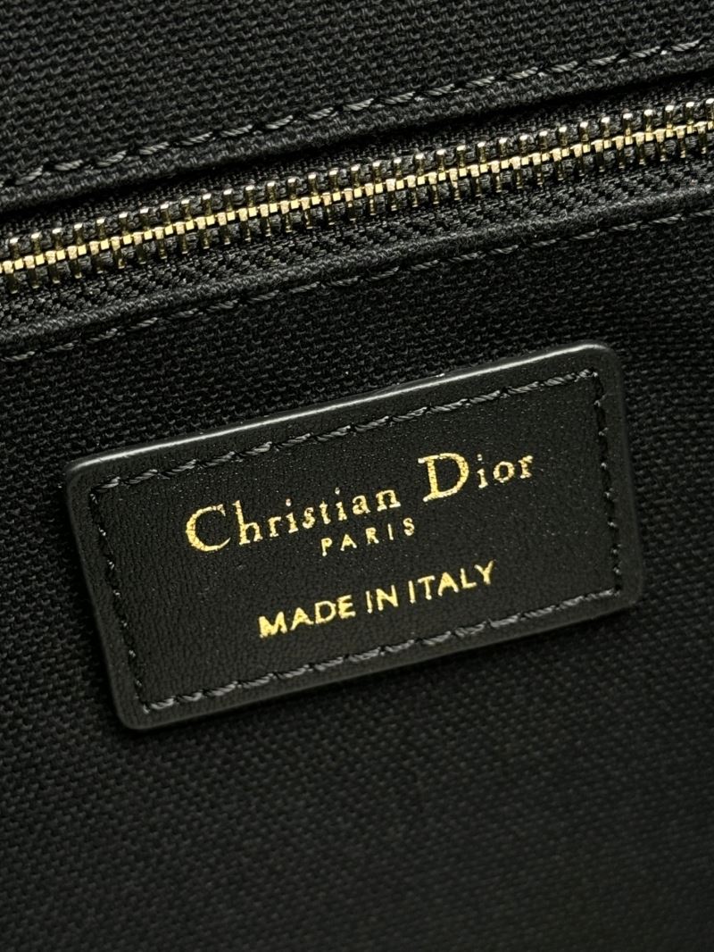 Christian Dior Shopping Bags